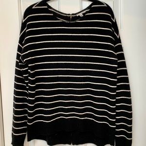 Halogen Exposed Zipper Sweater